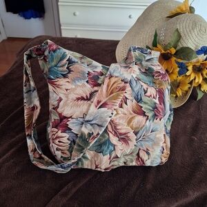 Floral Patterned Women's Bag